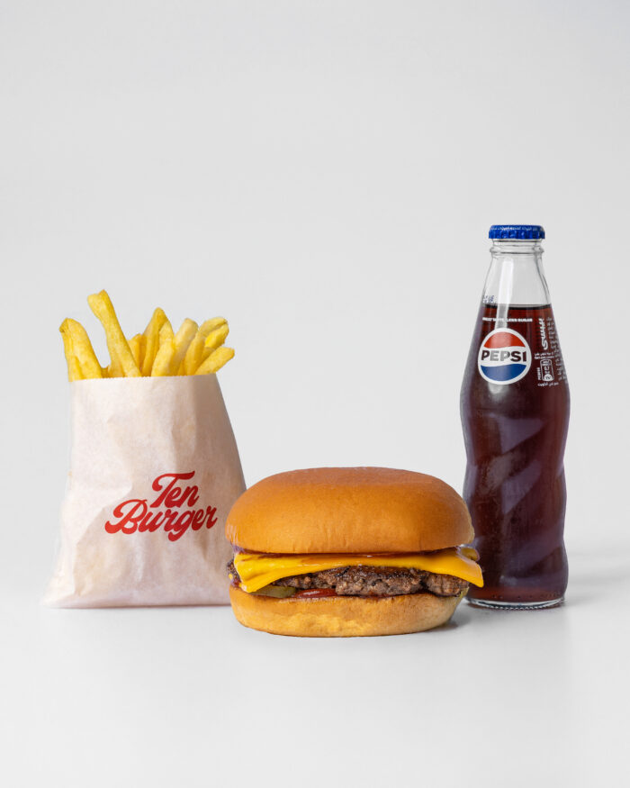 Cheese Beef Burger Sandwich , Crispy Fries & Drink .. صمونة شيز برجر, بطاطه مجرمشه مشروب غازي